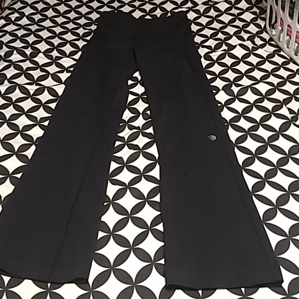 MPG Curve Flared Yoga Pant